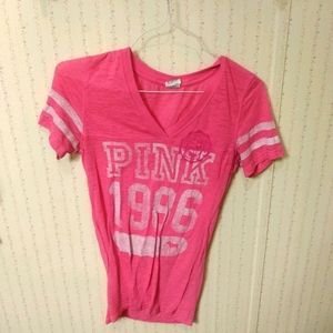 Vs pink shirt